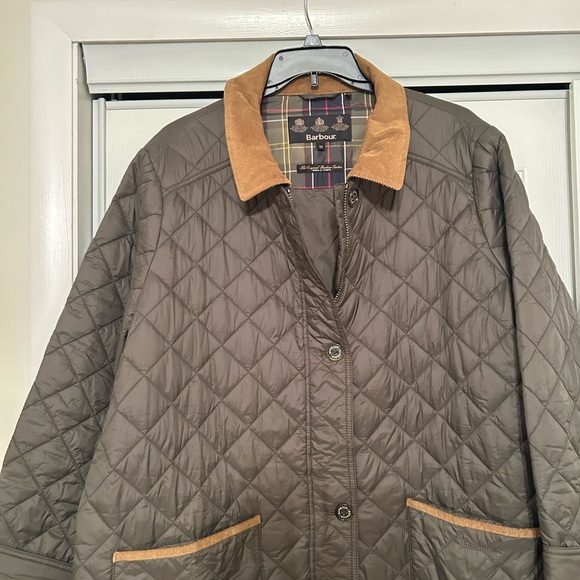 Barbour Quilted Coat - 3X - Hunter Green - Tan Corduroy Collar - Picture 10 of 10